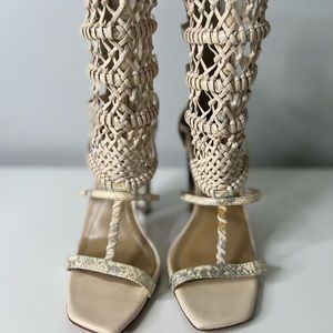 BCBGMAXAZRIA
Post High Heel Macrame Day Post1-190 Sandals size 7M